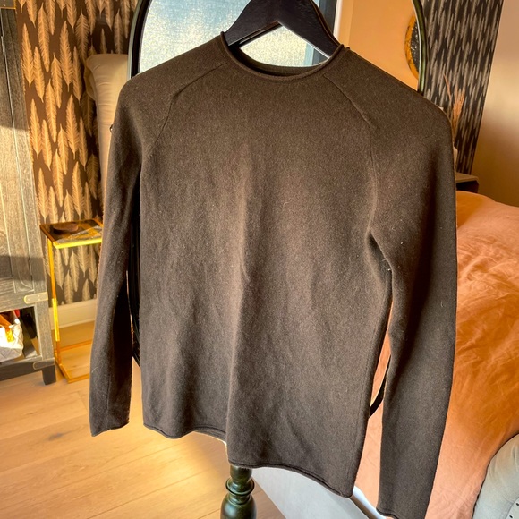 Vince Cashmere Sweater - Picture 1 of 3